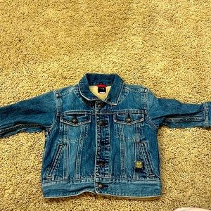 Boys or girls Gap jean jacket size 2t